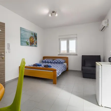 & With Common Pool Maison d'hôtes 4*