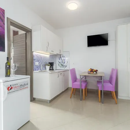 & With Common Pool 4*