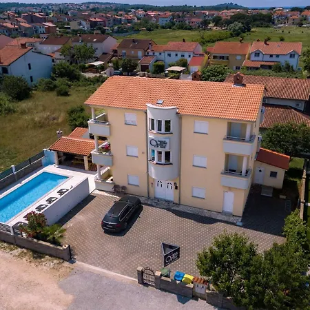 Apartments&studios Affittacamere Valbandon