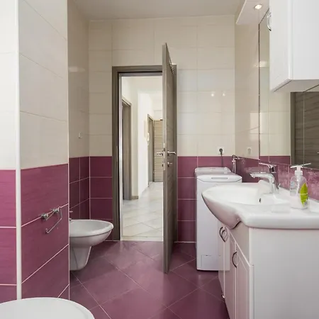 Гостевой дом & With Common Pool