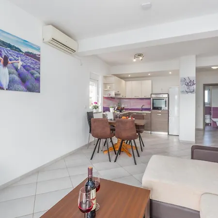 Apartments&studios