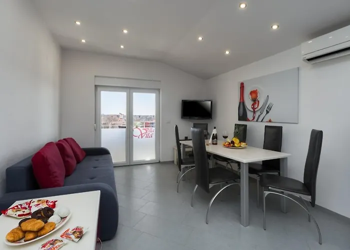 & With Common Pool Gostinjska kuća 4*