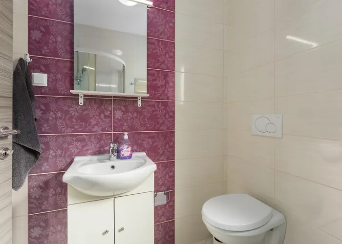 & With Common Pool 4*