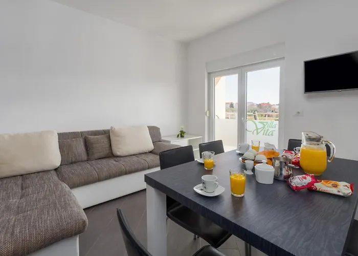 & With Common Pool 4* Valbandon