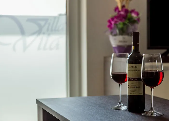 & With Common Pool Valbandon